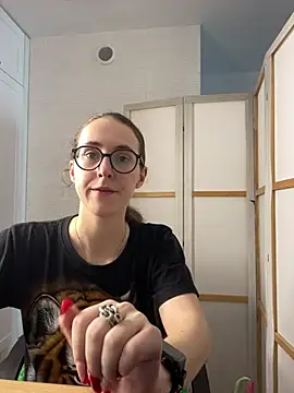MartiniiSelenna online show from July 12, 2026, 5:52 am