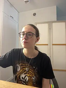 MartiniiSelenna online show from July 5, 2026, 5:47 am