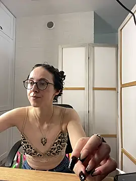 MartiniiSelenna online show from August 1, 2026, 6:00 am