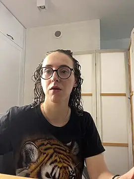 MartiniiSelenna online show from July 24, 2026, 5:58 am