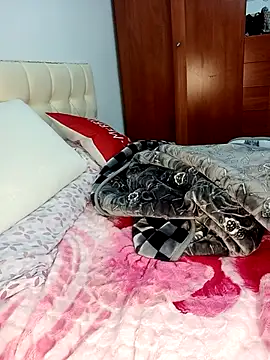 silina-25 online show from February 17, 2025, 7:55 pm