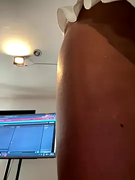 Rose-euphoria online show from September 30, 2025, 1:28 pm