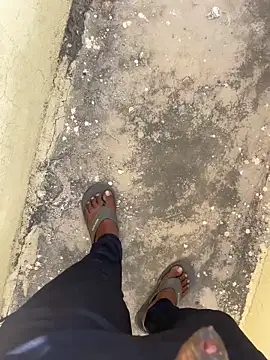 Snapshot of Yours_Teluguboii chatting on January 7, 2026, 5:12 am Yours Teluguboii online show from January 7, 2026, 5:12 am