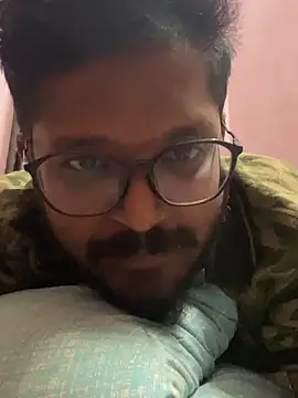 Snapshot of Yours_Teluguboii chatting on November 8, 2025, 6:55 pm Yours Teluguboii online show from November 8, 2025, 6:55 pm