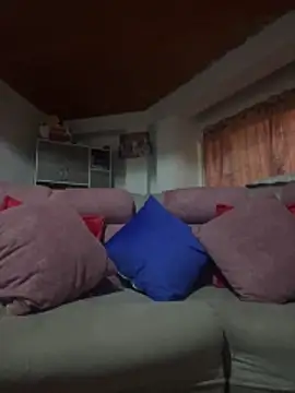 ladyrd1 online show from February 1, 2026, 11:14 pm