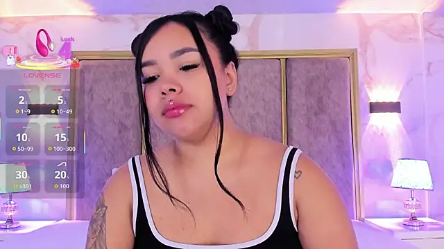 MarianaGarciaa   online show from October 11, 2025, 12:06 pm