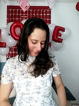 Snapshot of lovely_kitt chatting on February 15, 2026, 3:40 am lovely kitt online show from February 15, 2026, 3:40 am