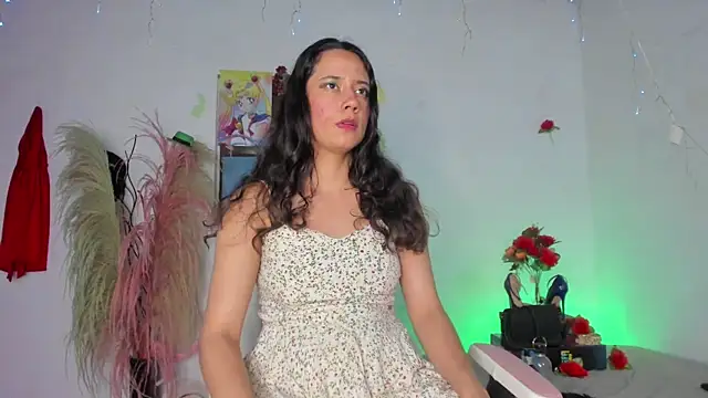 lovely kitt online show from July 17, 2026, 1:36 am