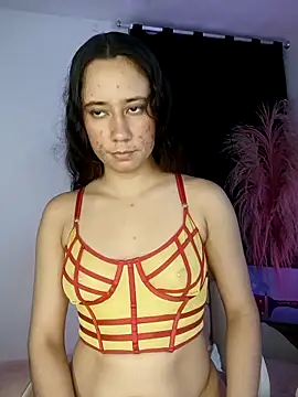 lovely kitt online show from September 30, 2025, 12:27 am