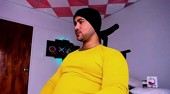 Sebas-hott online show from January 21, 2025, 3:26 am