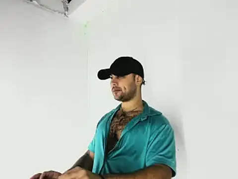 Sebas-hott online show from September 28, 2025, 10:39 pm