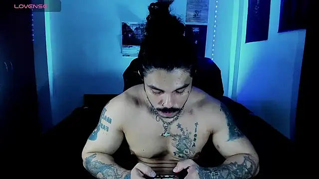 Van Velckan online show from December 14, 2025, 1:23 am