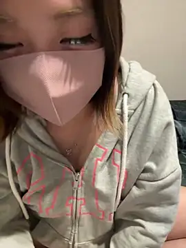 Snapshot of Rei1216xo chatting on February 23, 2025, 1:32 pm Rei1216xo online show from February 23, 2025, 1:32 pm