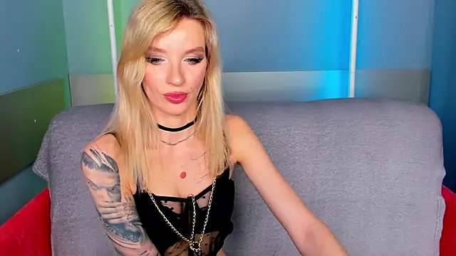 AlinaLovelyX online show from April 29, 2026, 1:21 am