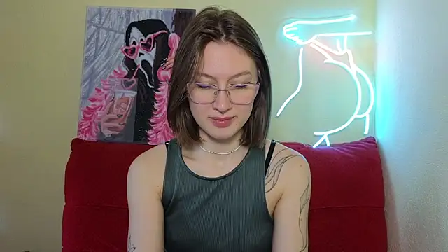 MalvinaBlum online show from March 10, 2025, 7:00 am