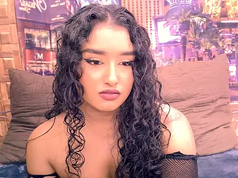 IndianAngel4u online show from June 17, 2026, 6:57 am
