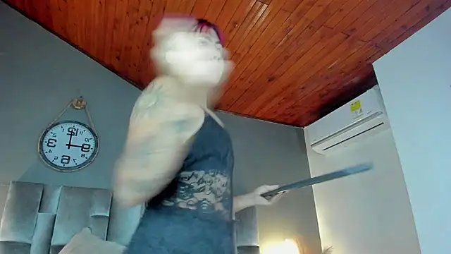 alaia-rogers online show from March 22, 2025, 11:32 am