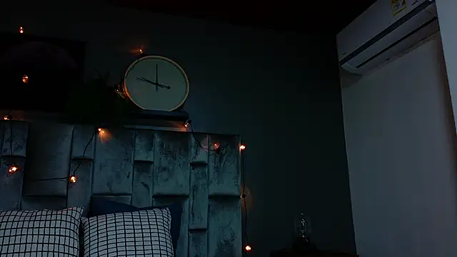 alaia-rogers online show from September 29, 2025, 11:38 am