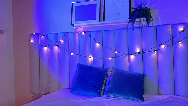 alaia-rogers online show from December 3, 2025, 11:20 am