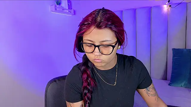 alaia-rogers online show from October 23, 2025, 11:42 am