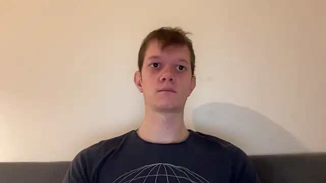 Snapshot of Cube933 chatting on October 13, 2025, 2:07 pm Cube933 online show from October 13, 2025, 2:07 pm