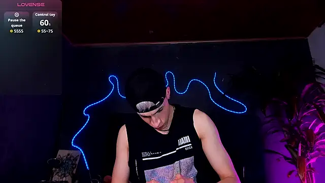 Angel Snowhotxxx online show from July 16, 2026, 3:14 am