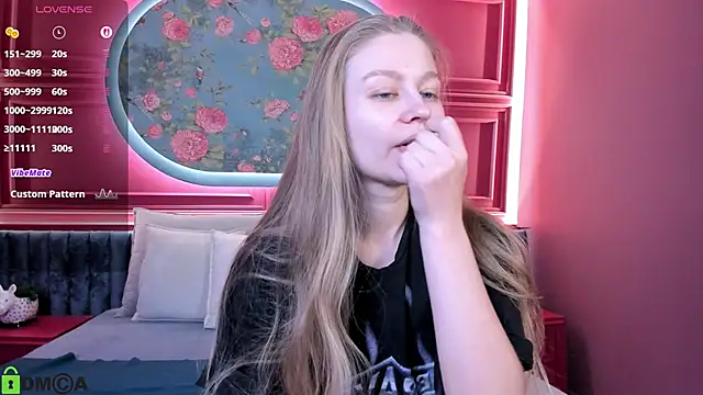 Snapshot of Polumna_cute chatting on February 12, 2026, 1:55 pm Polumna cute online show from February 12, 2026, 1:55 pm