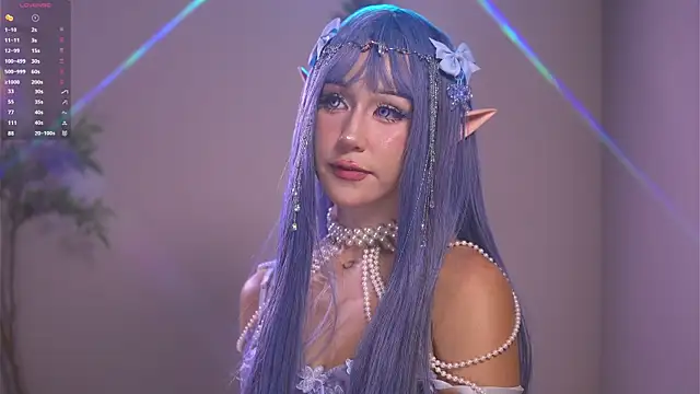 Bella-Franco online show from September 8, 2025, 9:36 pm