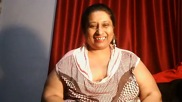 raniofsex02 online show from July 31, 2026, 6:05 pm