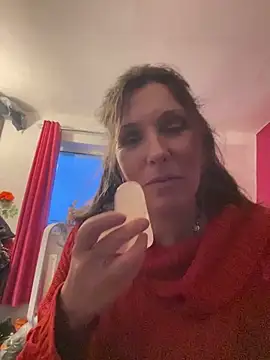 Lwhite1 online show from February 9, 2026, 5:00 pm