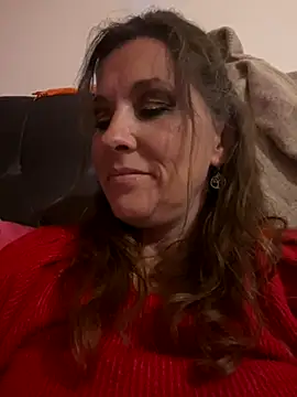 Lwhite1 online show from September 14, 2025, 10:32 pm