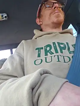 Snapshot of REDHAMMER_ chatting on February 21, 2026, 4:09 pm REDHAMMER online show from February 21, 2026, 4:09 pm