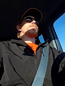 REDHAMMER  online show from January 9, 2026, 9:11 pm