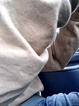 Snapshot of REDHAMMER_ chatting on April 11, 2026, 3:16 pm REDHAMMER online show from April 11, 2026, 3:16 pm