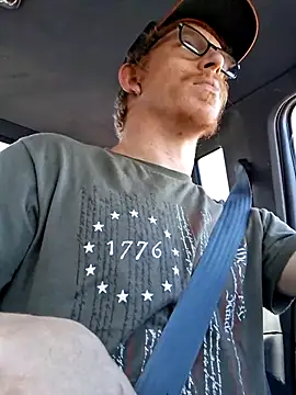 Snapshot of REDHAMMER_ chatting on March 21, 2026, 2:32 pm REDHAMMER online show from March 21, 2026, 2:32 pm