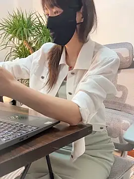 Annabody online show from September 29, 2025, 7:04 am