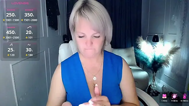 Snapshot of Juarnea chatting on June 10, 2026, 9:43 am Juarnea online show from June 10, 2026, 9:43 am