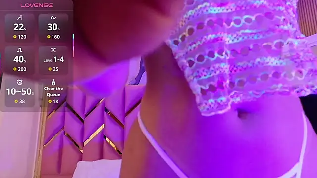 littleebonny online show from November 8, 2025, 12:42 pm