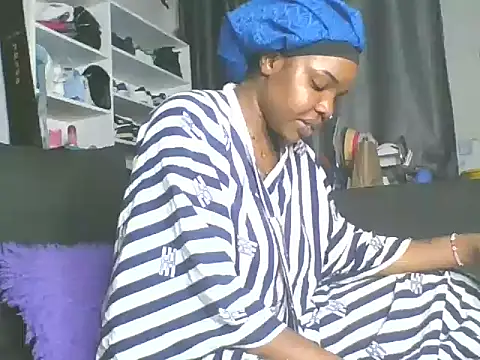 sweet bigclit online show from October 8, 2025, 5:31 am