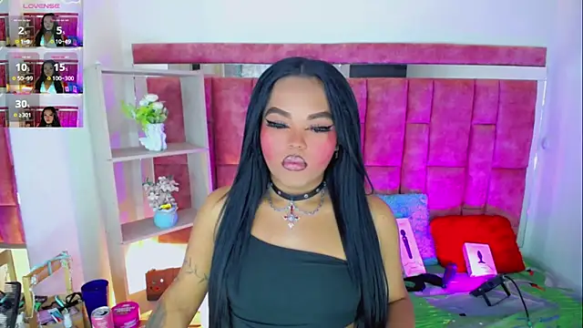 KayleighDreams  online show from July 1, 2026, 4:02 am