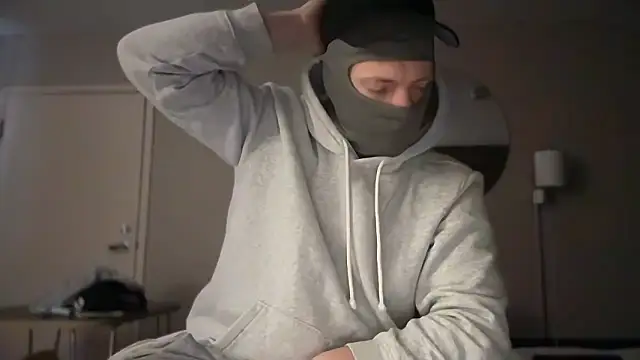 Snapshot of adamseed69 chatting on January 11, 2026, 1:18 pm adamseed69 online show from January 11, 2026, 1:18 pm