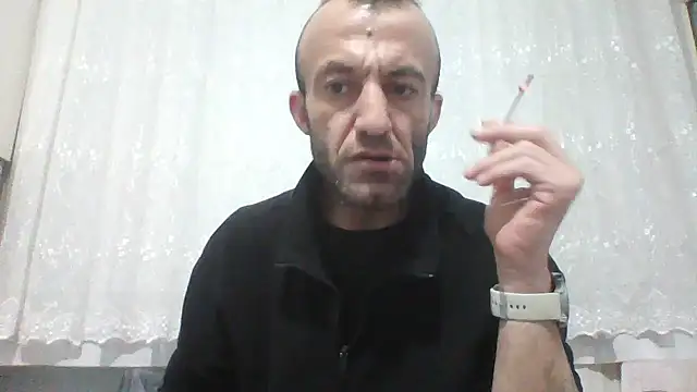 Aktorihann online show from October 4, 2025, 2:35 am