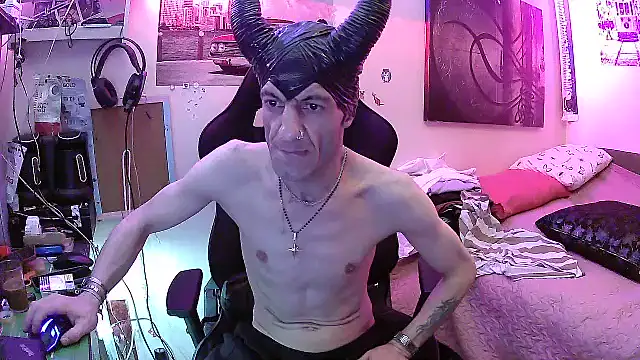 Aktorihann online show from June 7, 2026, 2:39 am