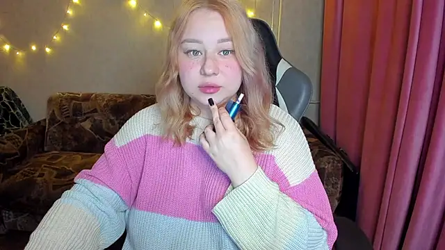 Milafoxxxy online show from October 7, 2025, 8:54 pm