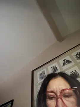 Snapshot of TheDime chatting on February 4, 2026, 2:12 pm TheDime online show from February 4, 2026, 2:12 pm