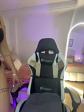 Dj scarlettmorreti online show from September 26, 2025, 7:43 pm