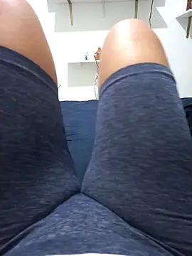 Snapshot of buterfly1519 chatting on November 2, 2025, 1:21 am buterfly1519 online show from November 2, 2025, 1:21 am