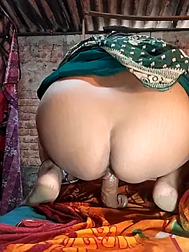 Snapshot of HotSexyBoudi chatting on December 16, 2025, 8:51 am HotSexyBoudi online show from December 16, 2025, 8:51 am