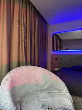 Melisa Ester online show from February 8, 2025, 5:50 pm