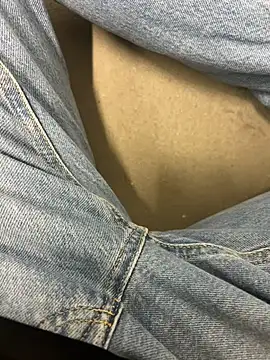 bdsm19 online show from February 9, 2026, 5:33 pm